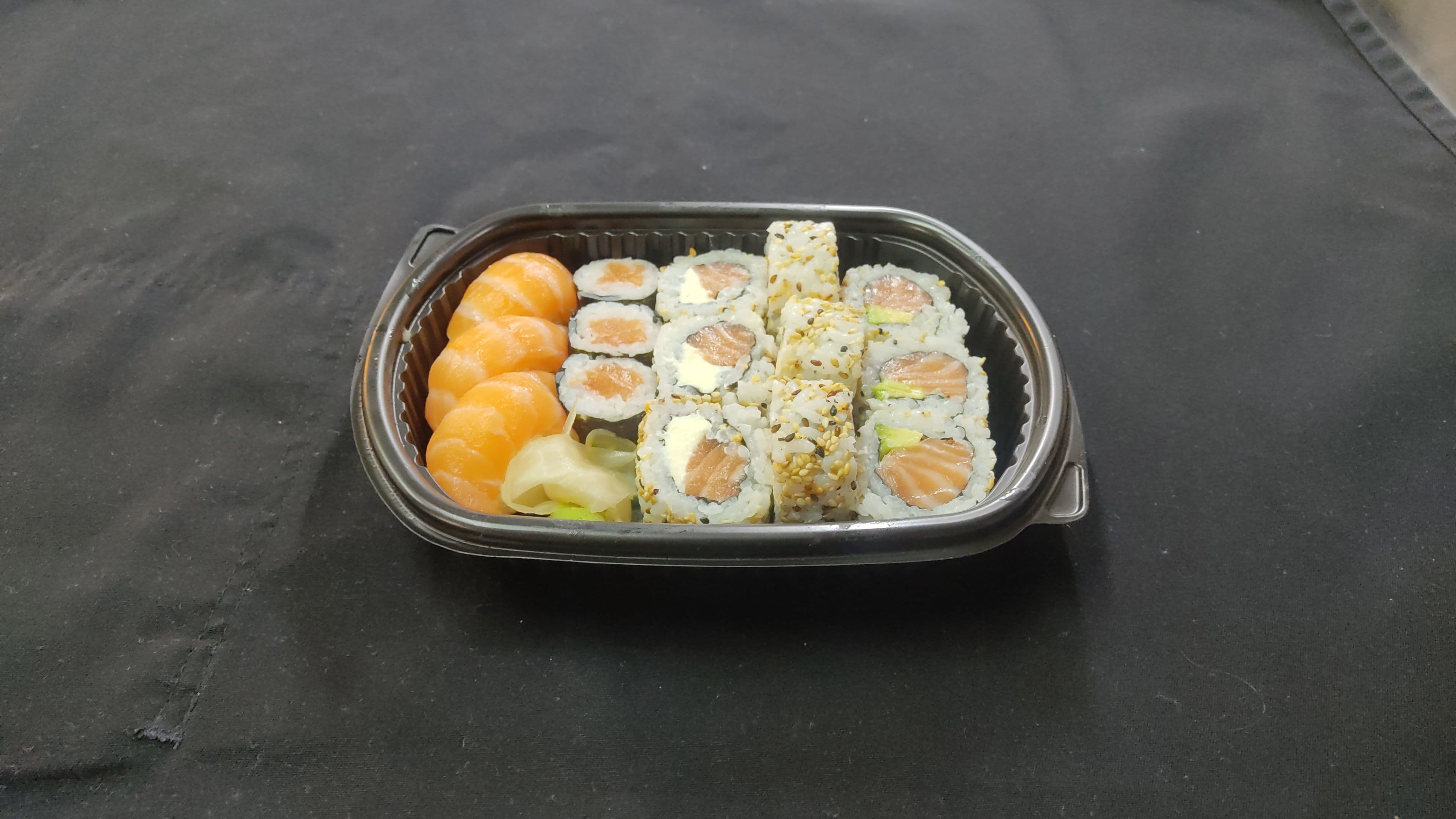 Portada de Black Orange Sushi Wok